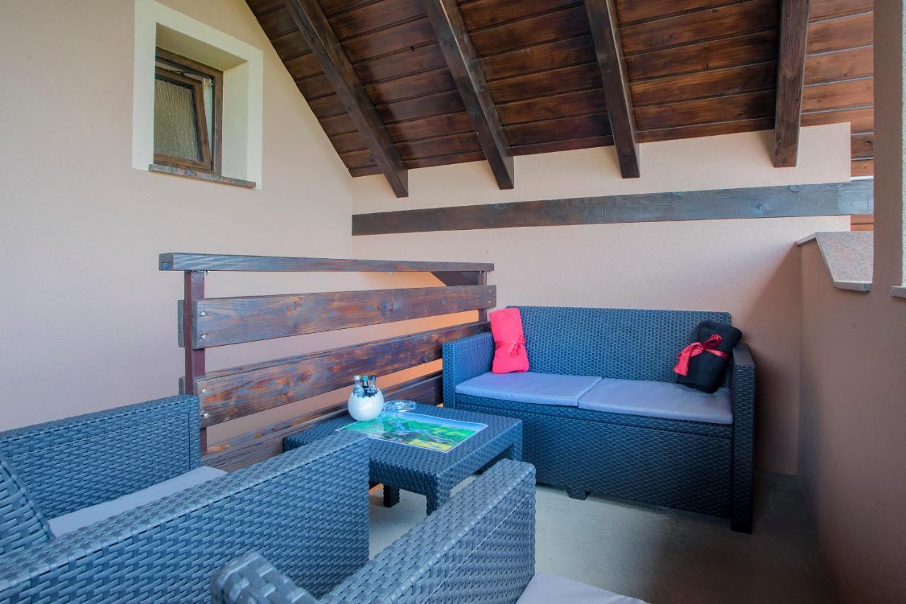Studio Apartment Karlo Drežnik Grad Kültér fotó