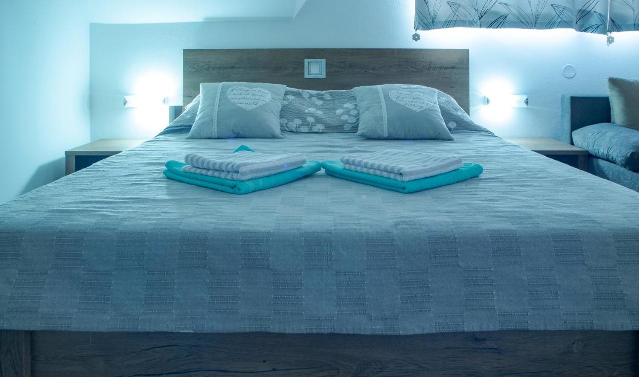 Studio Apartment Karlo Drežnik Grad Kültér fotó